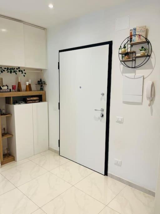 Orizzonte 5 Terre, Viale Italia 221 - Partenza Battelli 5 Terre ลาสเปเซีย ภายนอก รูปภาพ